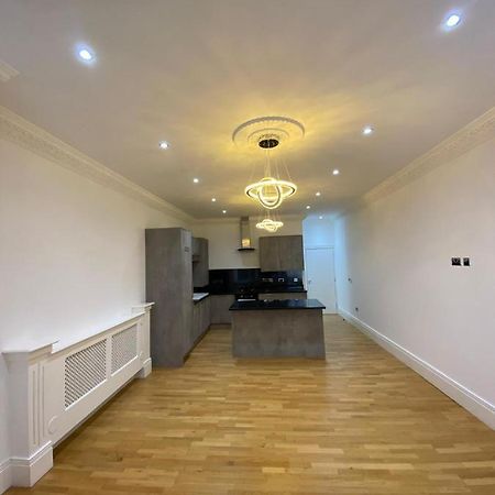 Luxury Apartment Apt4 Wolverhampton Esterno foto